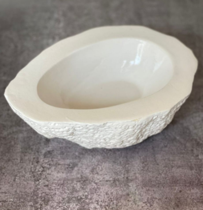 Picture of DN SW WHT BOWL AVOCADO 30X11CM CP-06