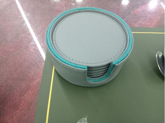 Picture of DTD LEATHER COASTER SET 6P ROUND (AXIS)