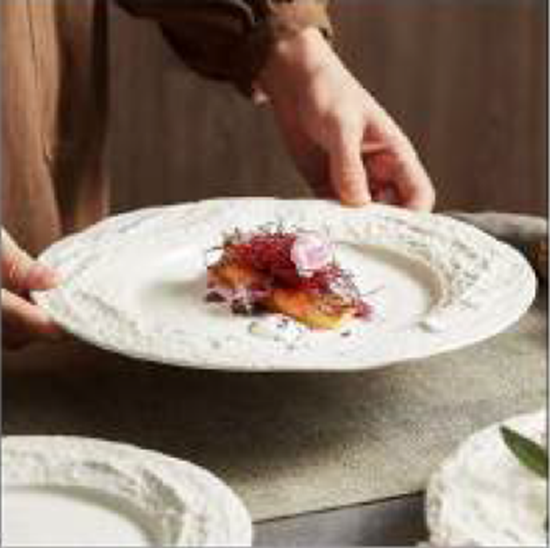 Picture of AS ROKA WHITE MATT QUARTER PLATE 20CM